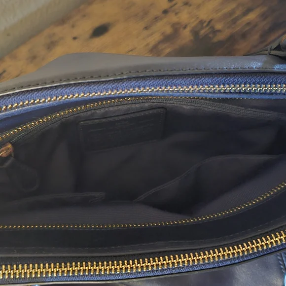 EUC Coach Collete Navy Leather Handbag - Picture 3 of 8